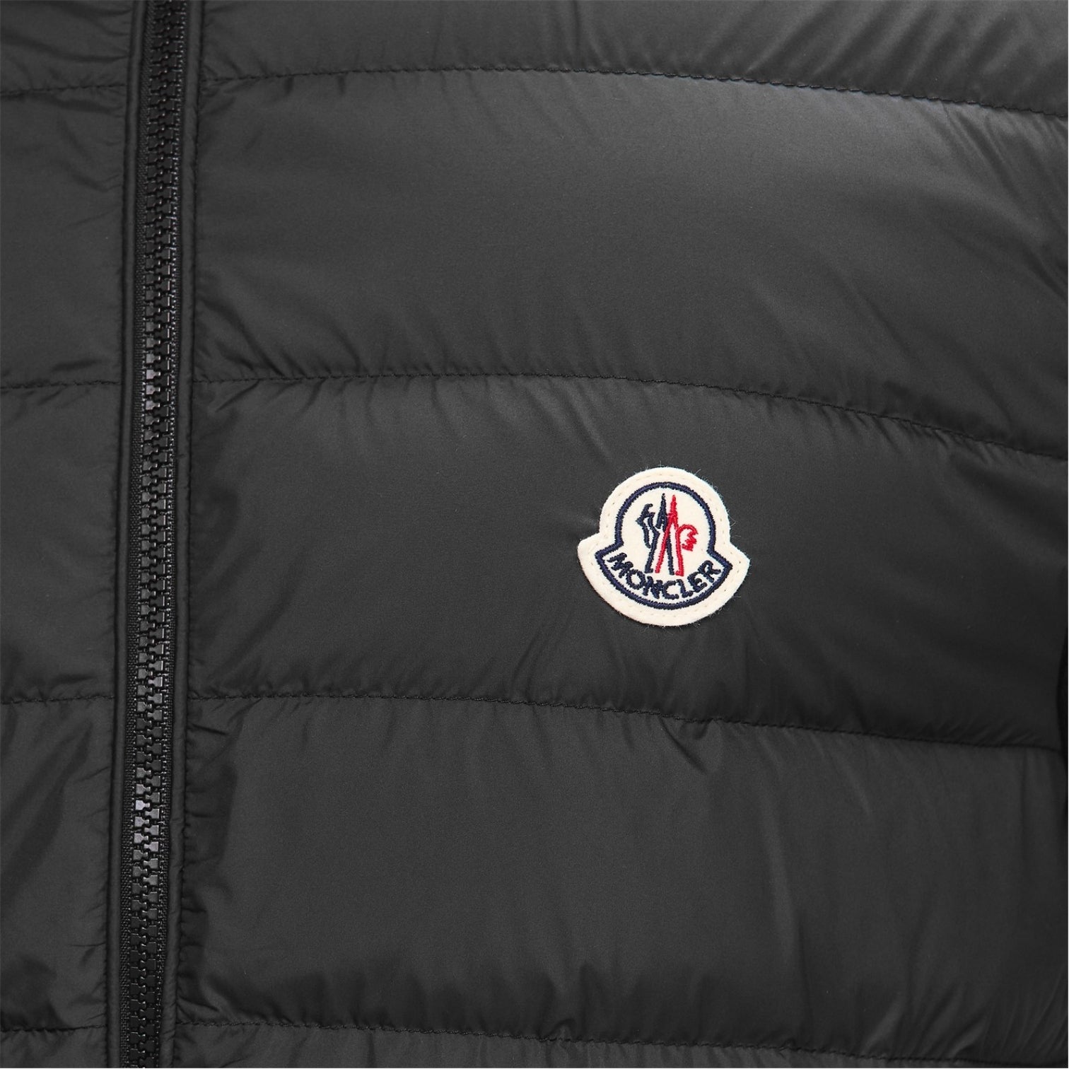 LUXURY HUB MONCLER HYBRID