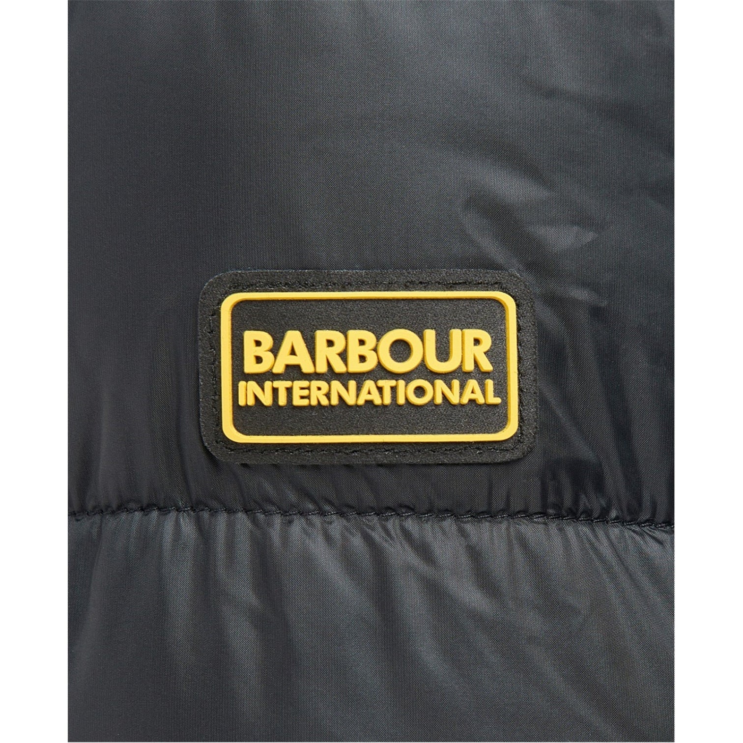 LUXURY HUB  BARBOUR INTERNATIONAL ISLAND QUILTED JACKET