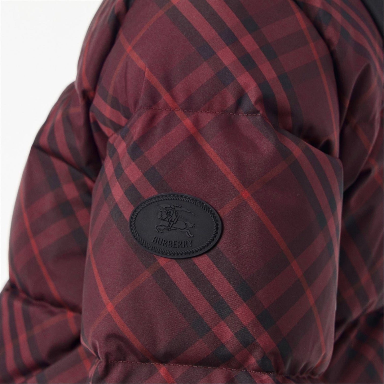 LUXURY HUB BURBERRY WOMEN'S AMBLESIDE DIAMOND QUILTED JACKET