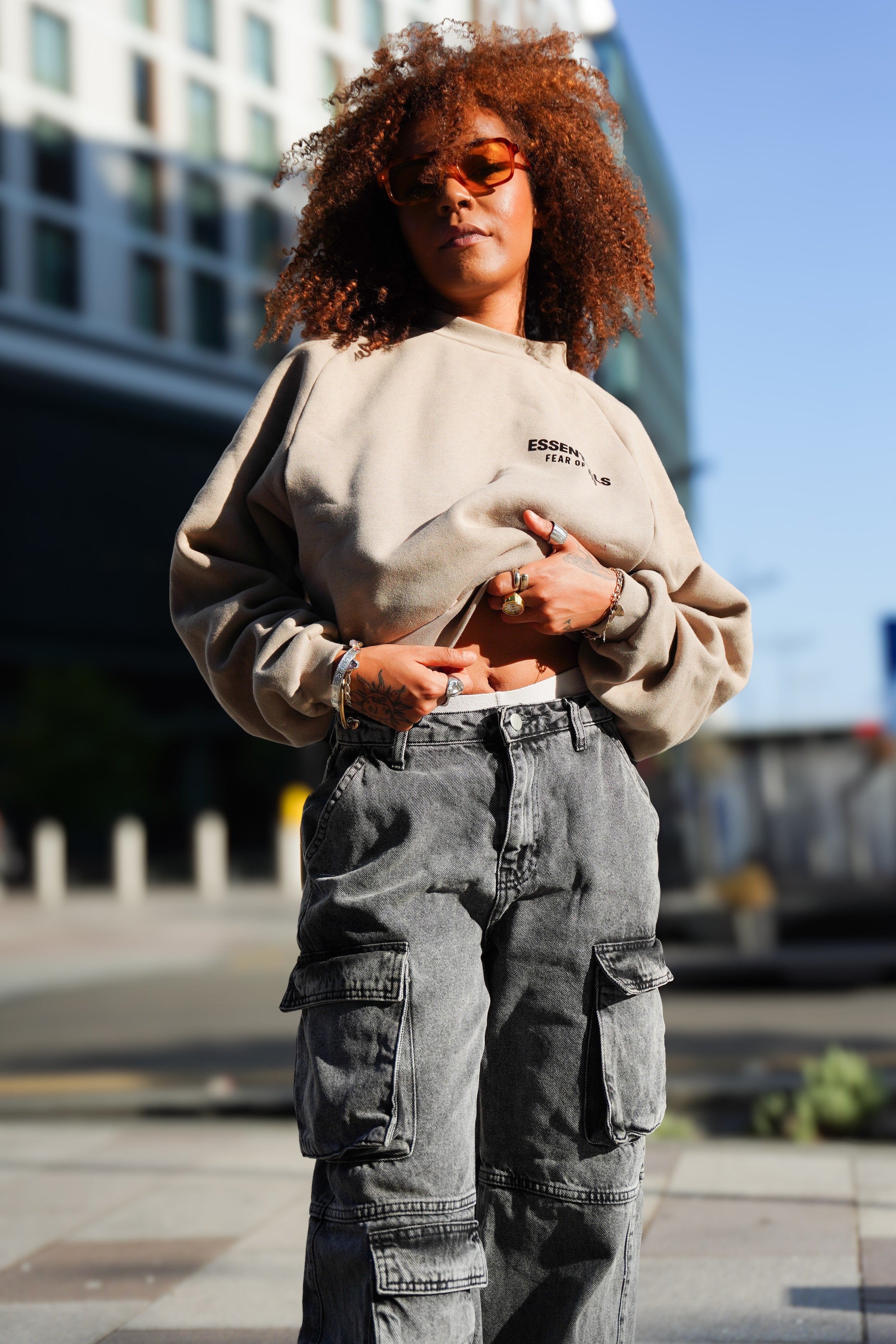 LUXURY HUB FEAR OF GOD ESSENTIALS CREW NECK SWEATSHIRT