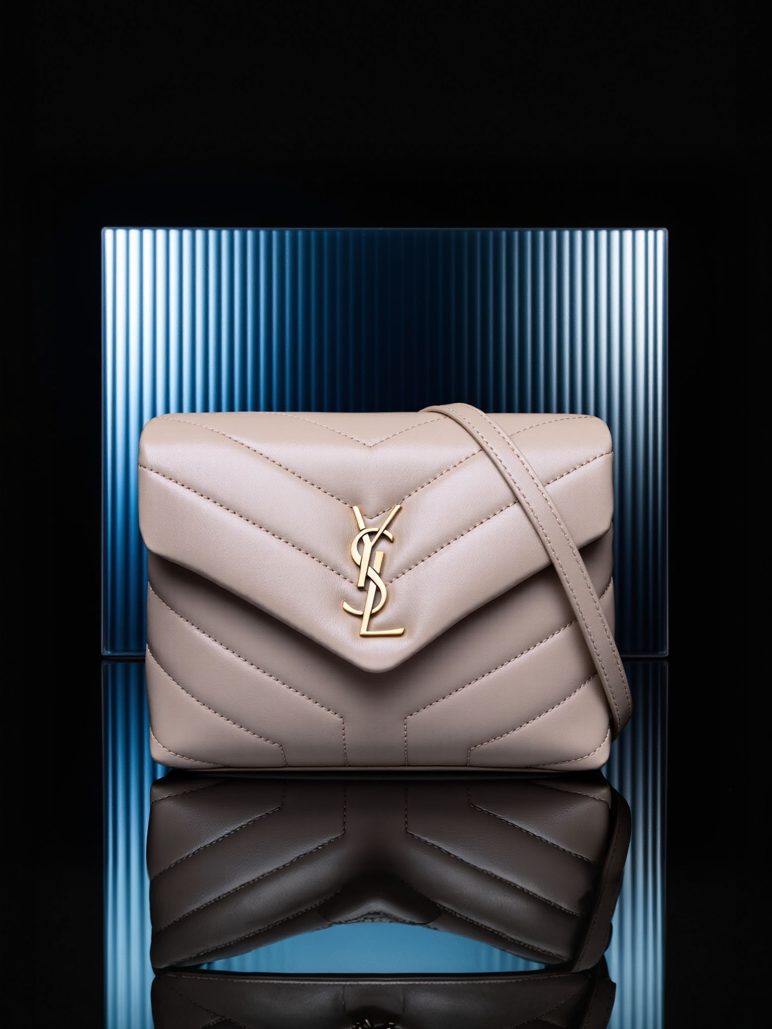 LUXURY HUB SAINT LAURENT TOY LOULOU BAG