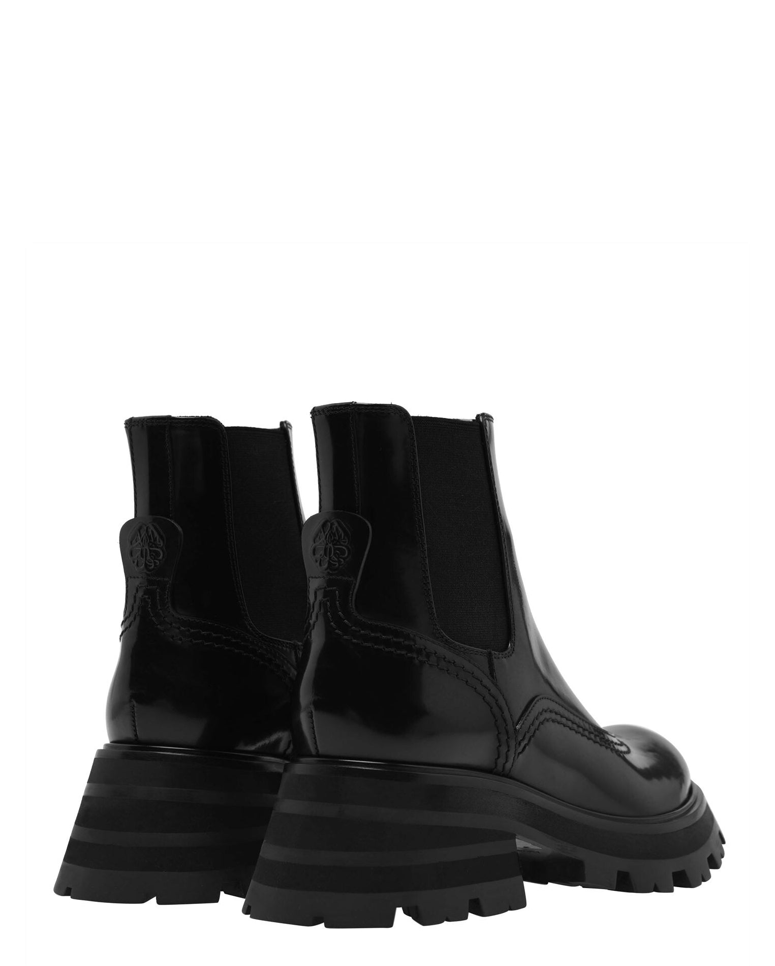 LUXURY HUB ALEXANDER MCQUEEN TREAD CHELSEA BOOTS