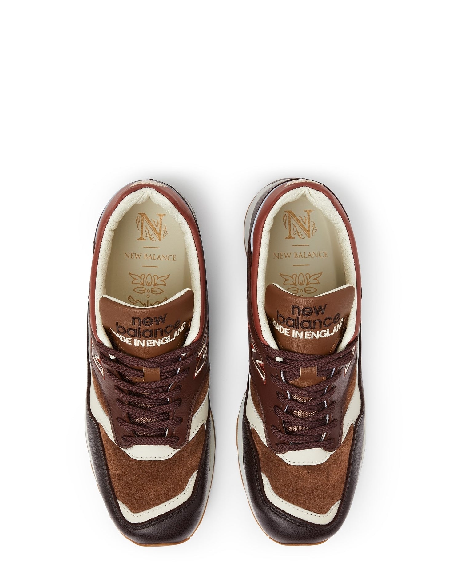 LUXURY HUB NEW BALANCE 1500 LOW TRAINERS