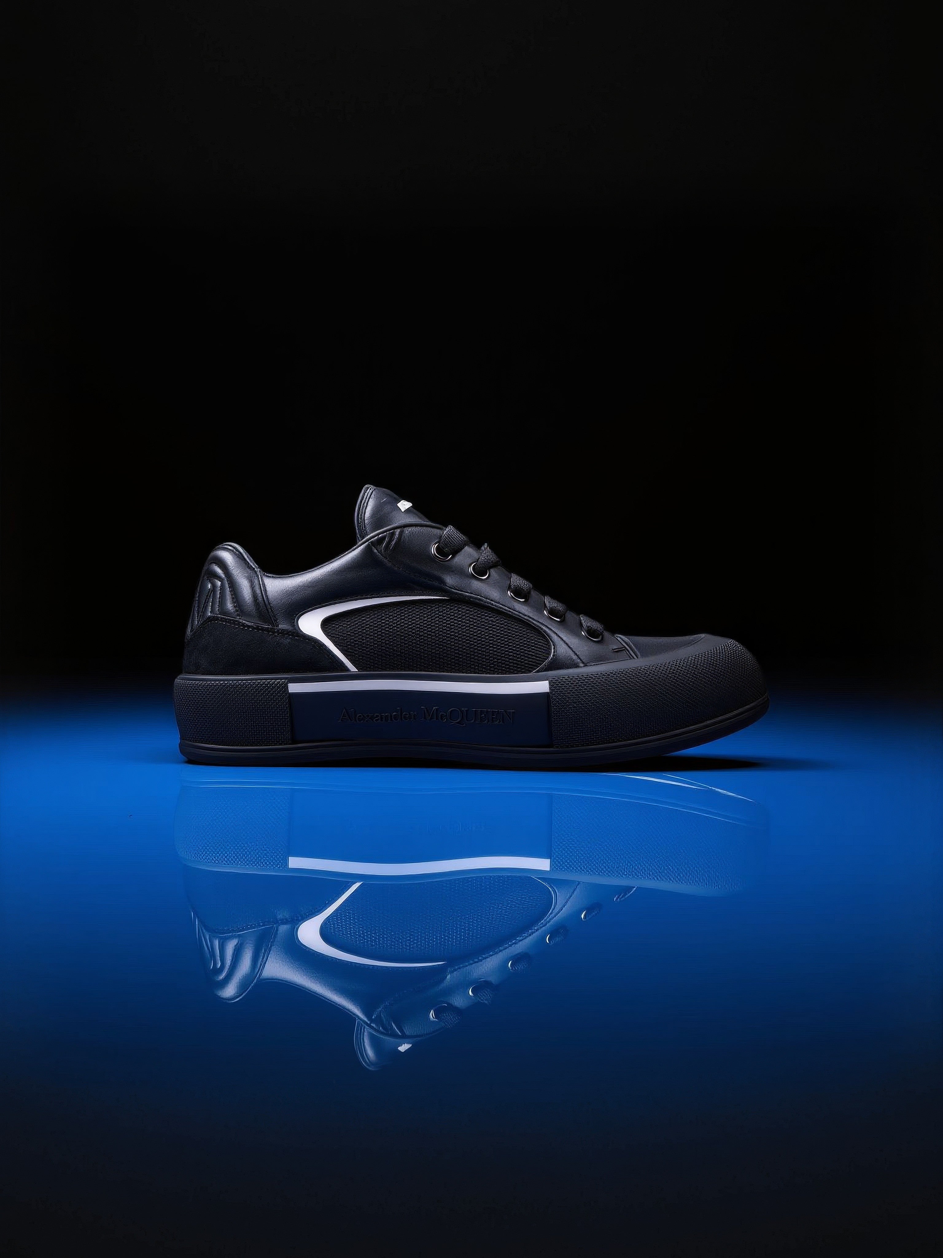 LUXURY HUB ALEXANDER MCQUEEN DECK SNEAKERS