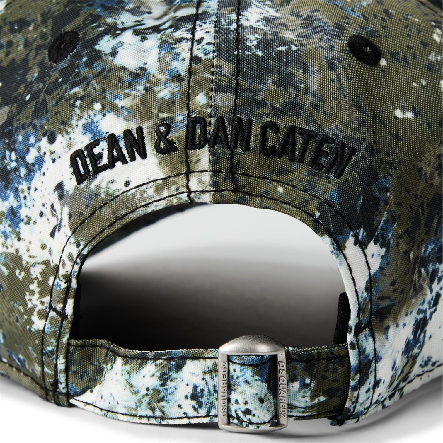 LUXURY HUB DSQUARED2 DSQ CAMO CAP