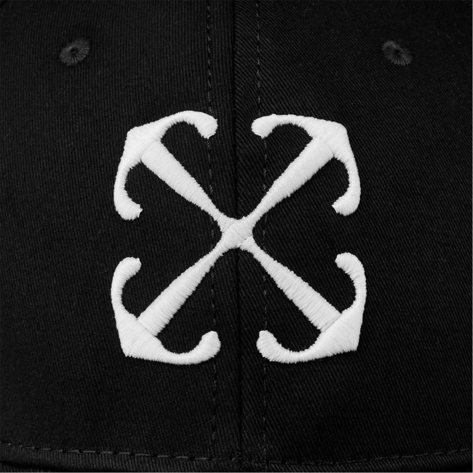 LUXURY HUB OFF WHITE ARROW EMBROIDERED CAP