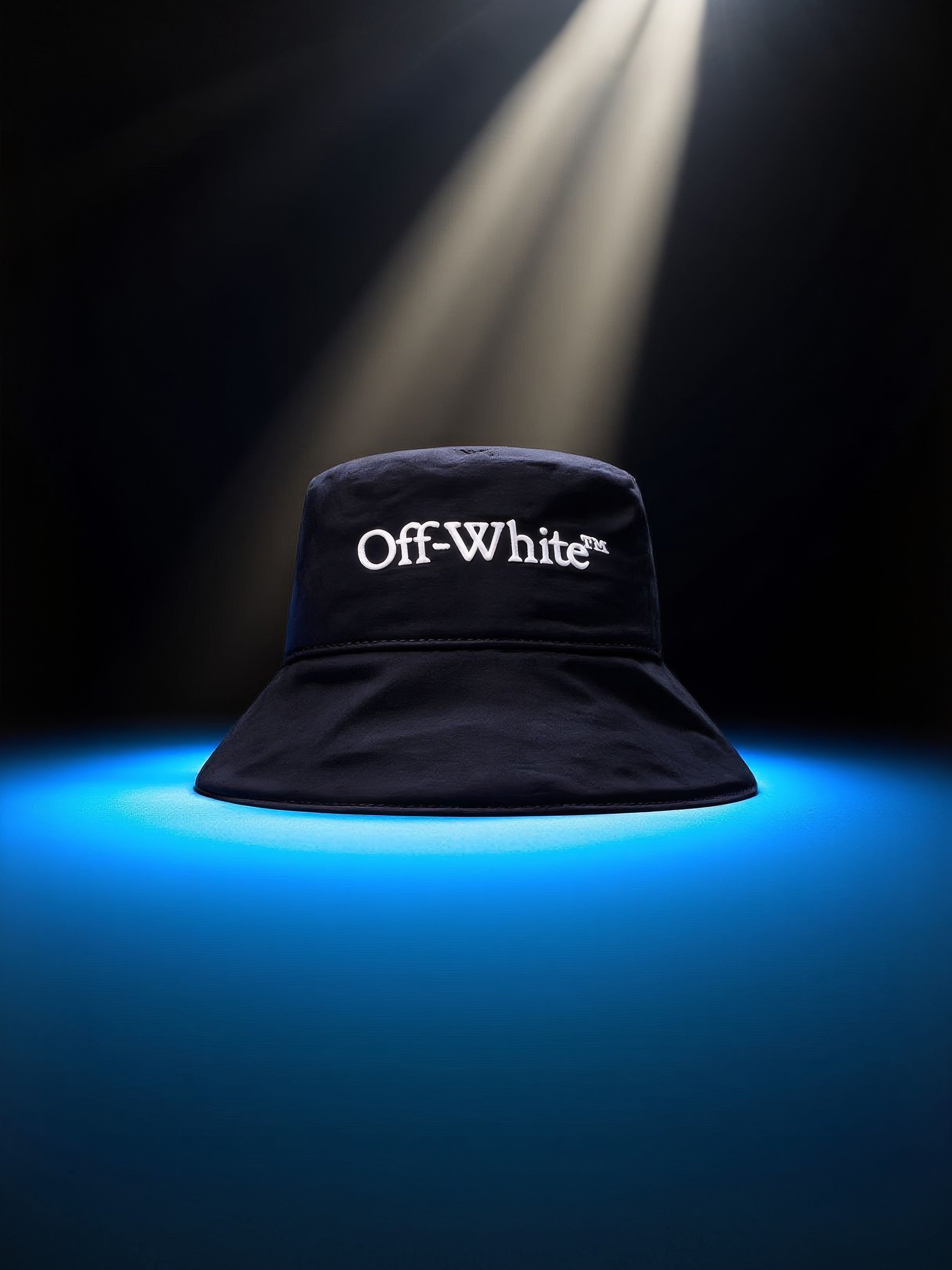 LUXURY HUB OFF WHITE NY LOGO BOOKISH BUCKET HAT