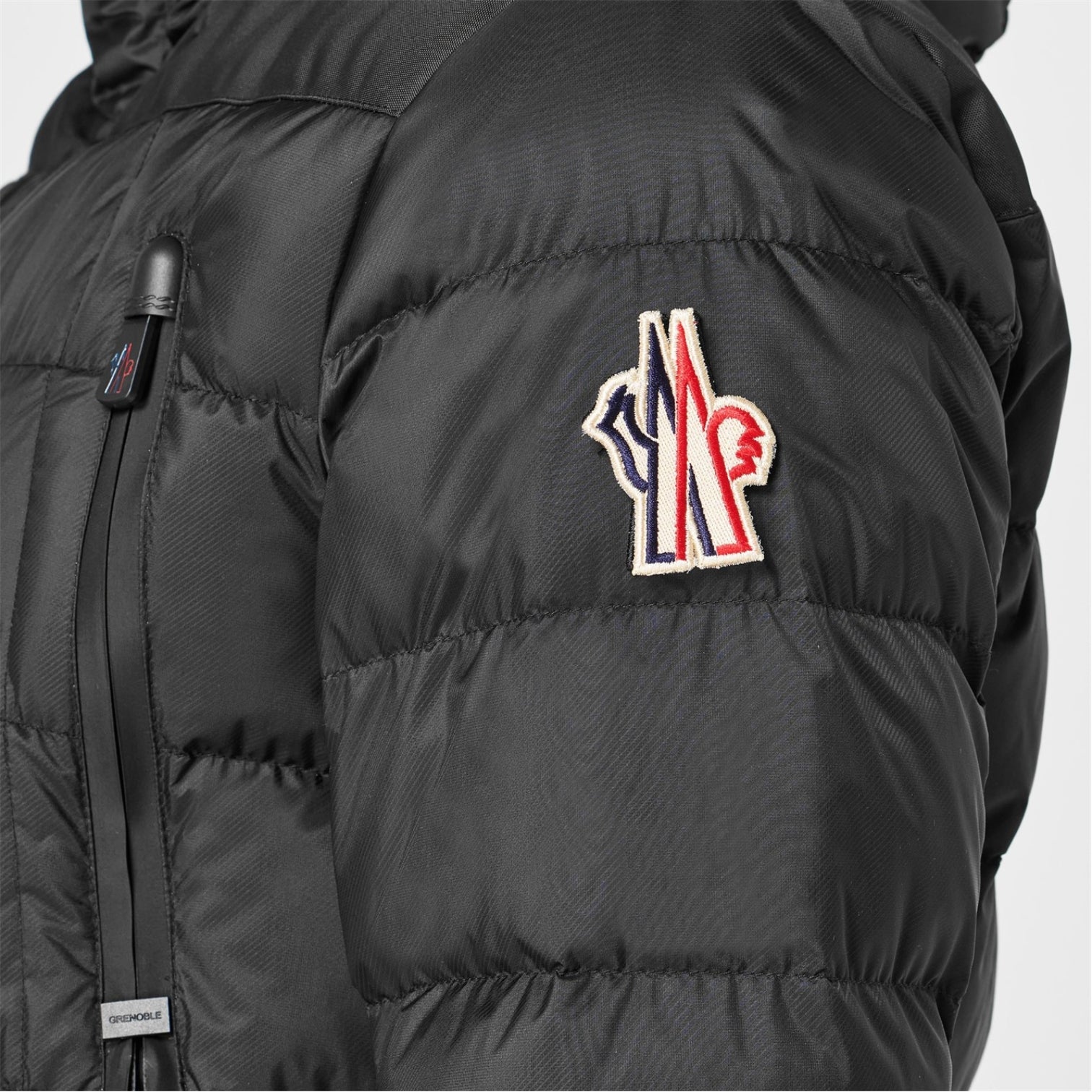 LUXURY HUB MONCLER GRENOBLE CAMURAC SHORT DOWN JACKET