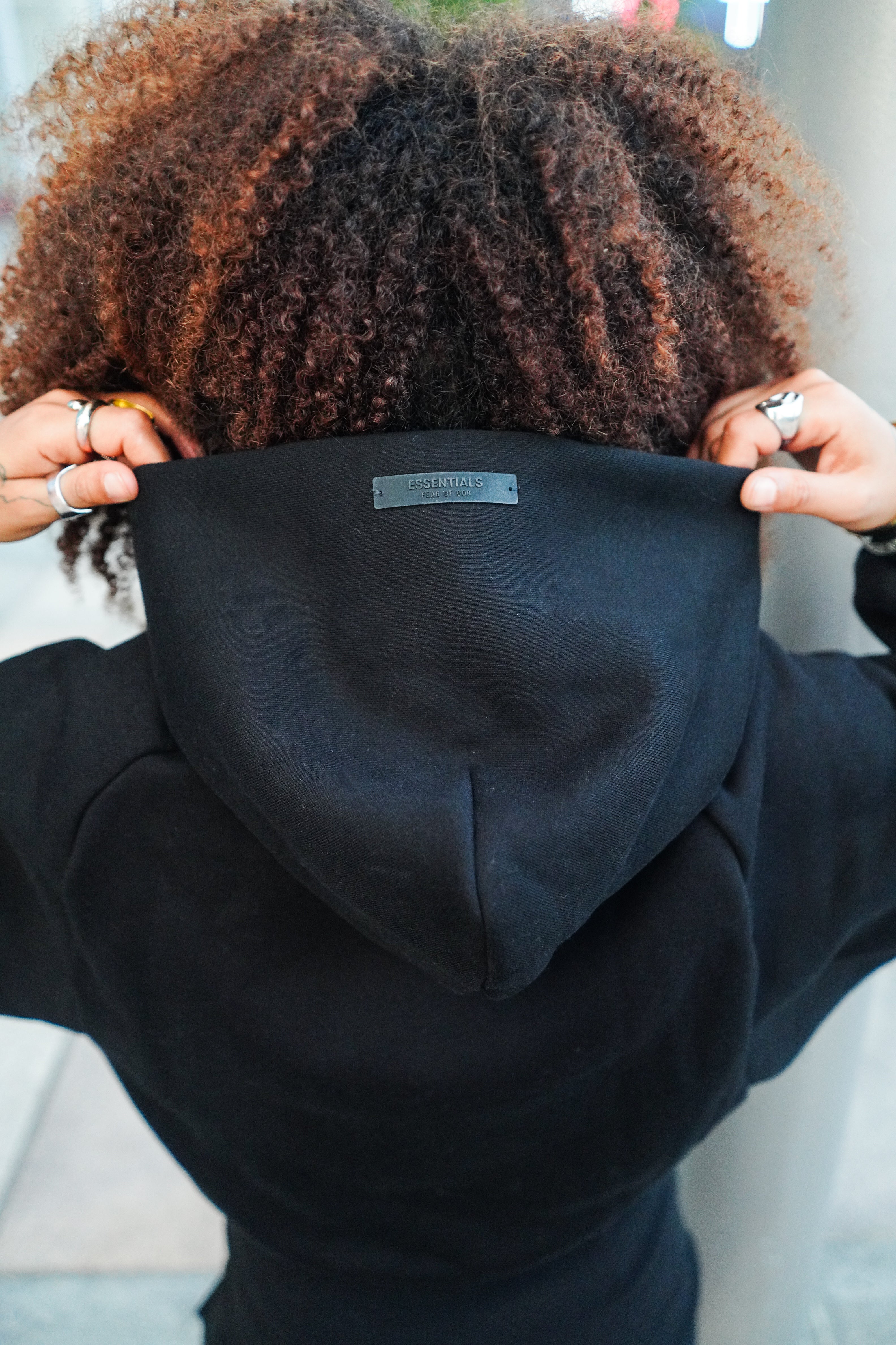 LUXURY HUB FEAR OF GOD ESSENTIALS LOGO HOODIE