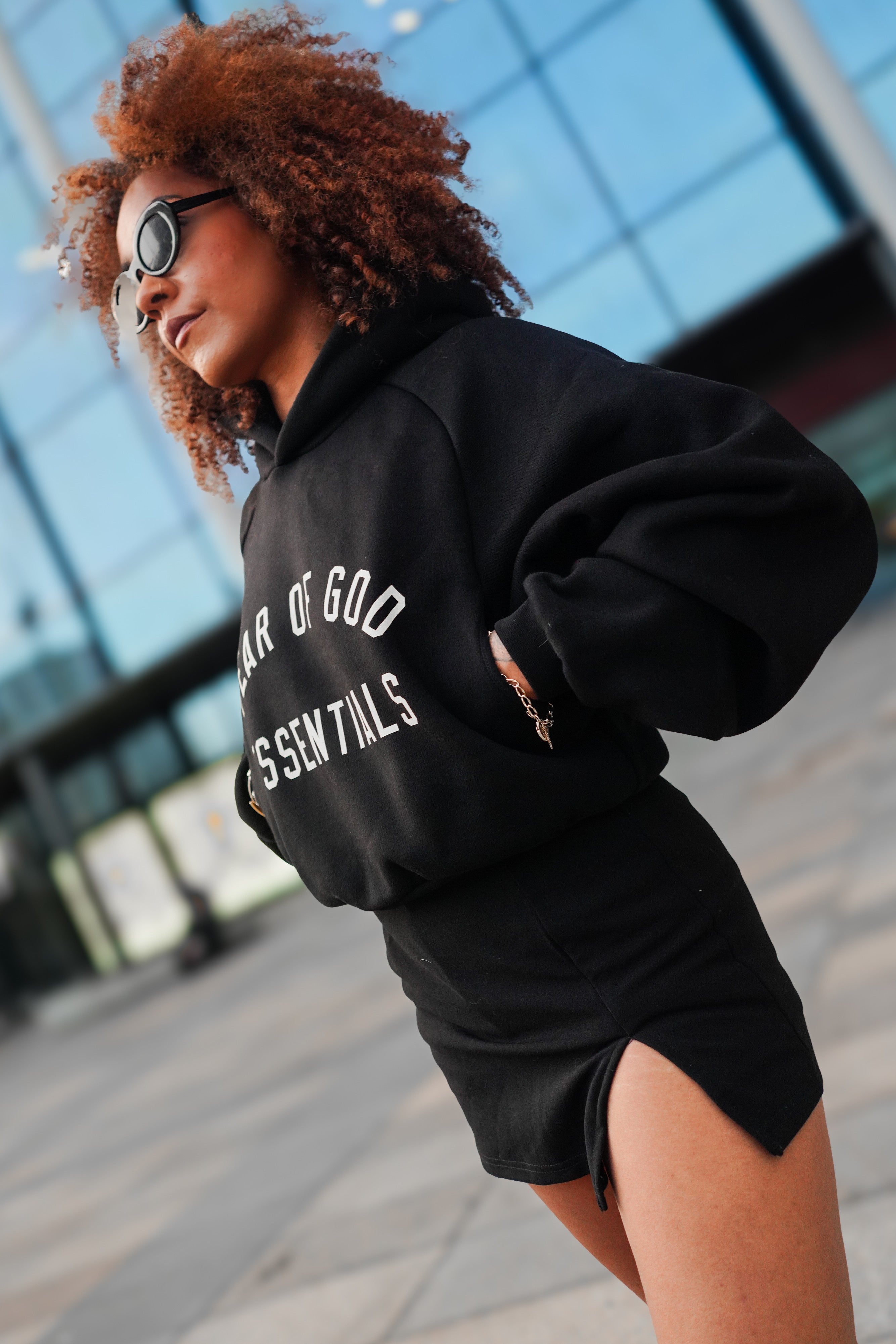 LUXURY HUB FEAR OF GOD ESSENTIALS LOGO HOODIE