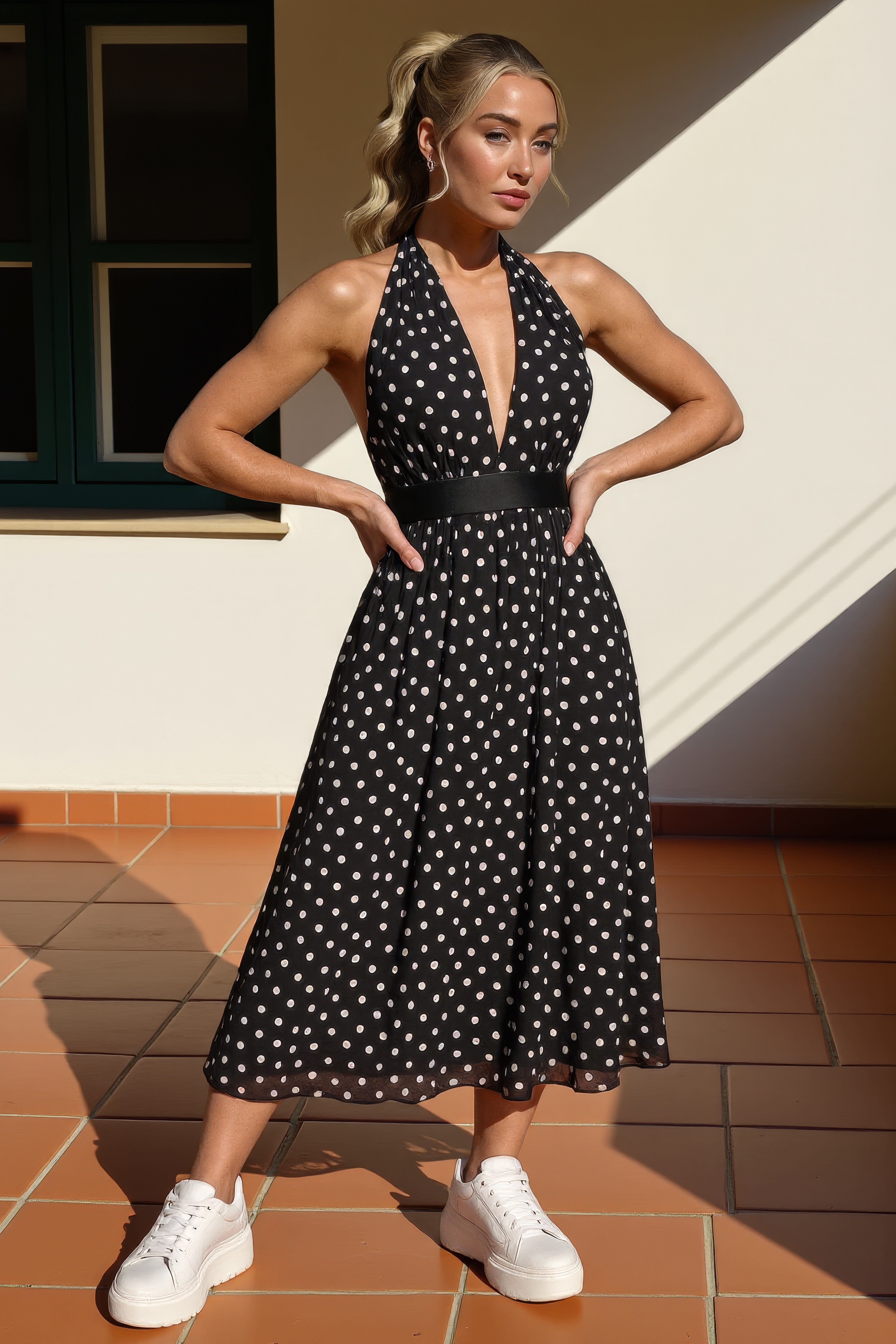 LUXURY HUB DOLCE AND GABBANA POLKA DOT PLUNGE DRESS