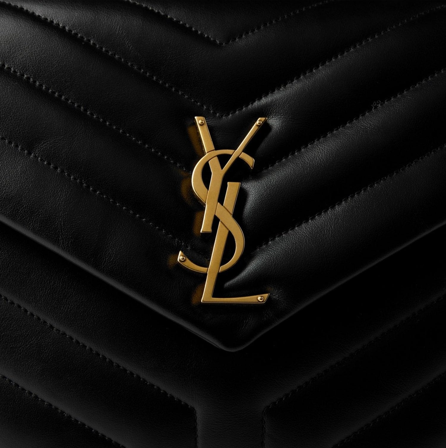 LUXURY HUB SAINT LAURENT MEDIUM QUILTED LOULOU SHOULDER BAG