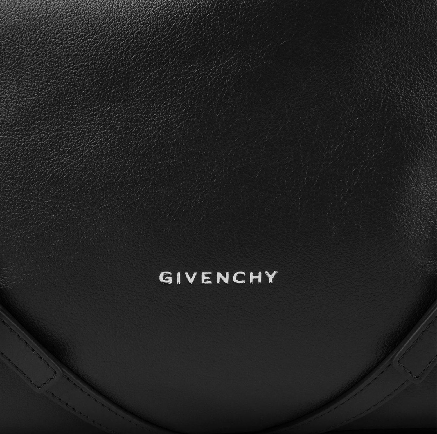 LUXURY HUB GIVENCHY MEDIUM VOYOU BAG